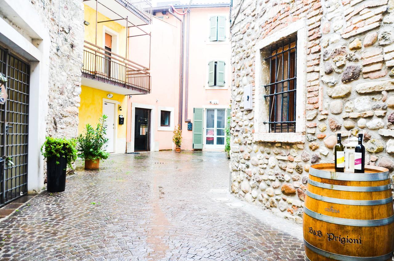 Bed and Breakfast Prigioni House Peschiera del Garda Zewnętrze zdjęcie